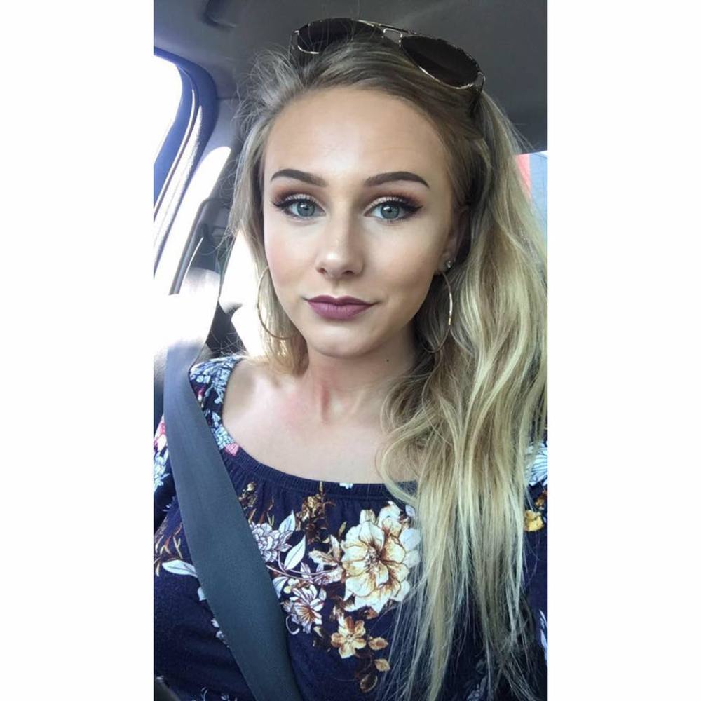 Meet your Posher, Ally